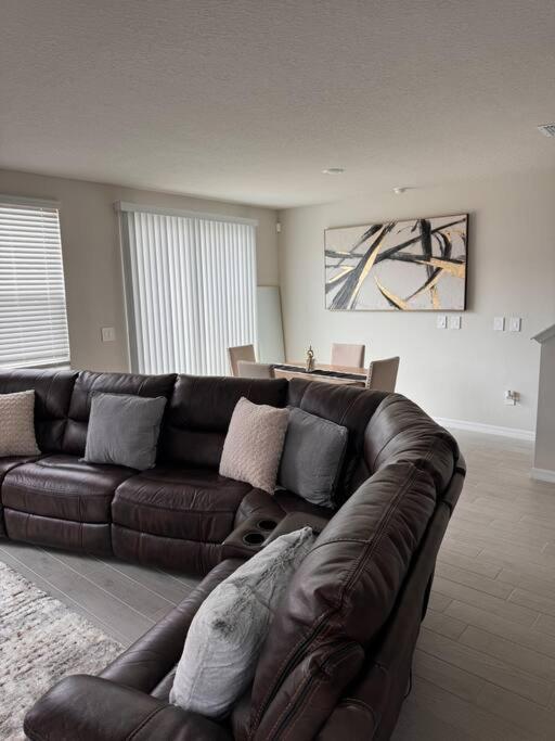 Townhome Vacay In Уэсли-Чепел Экстерьер фото